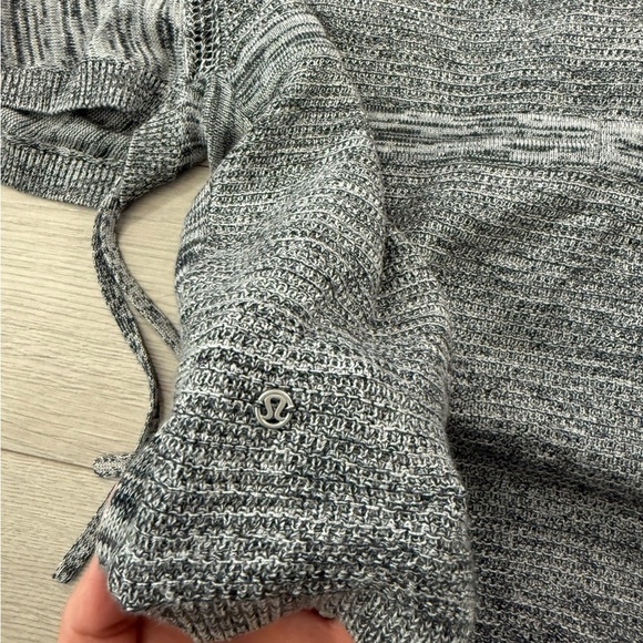 Lululemon Breeze Easy Cardigan Wrap Sweater Heathered Light Grey / Deep Coal - Picture 7 of 11